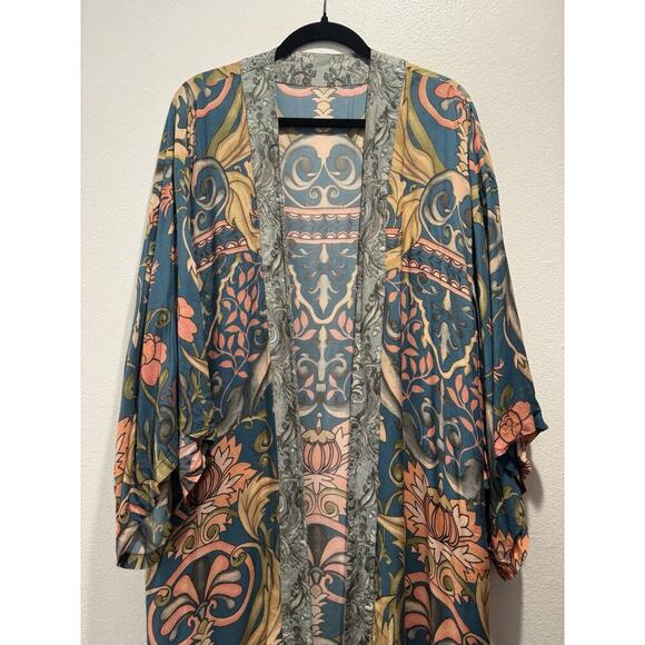 Powder UK Women’s Floral Print Kimono Wrap Colorful Festival Boho Artsy READ - Picture 3 of 16